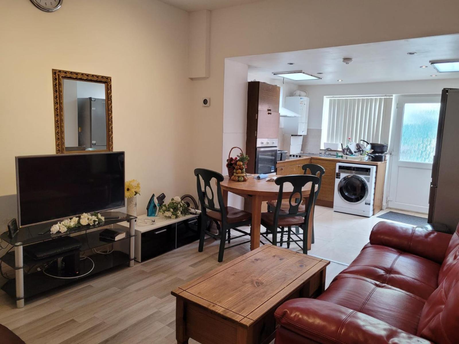 Nice Single Bedroom Near Qmc Nottingham Kültér fotó